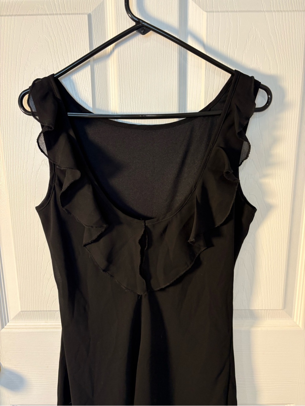 Classic Black Midi Dress with Ruffle Cap Sleeves - Picture 4 of 7